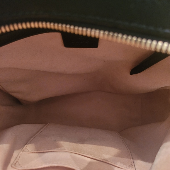 GUCCI small GG Supreme Bees Backpack - Picture 8 of 12